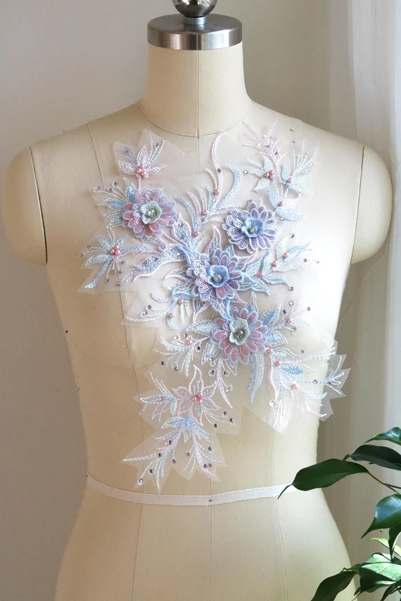 Elevate Your Fashion & Crafts with Lace-Embroidered, Rhinestone, and Sequin Appliqués